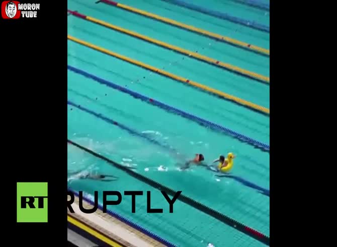Video :A man interferes with a Russian national Olympic qualification event